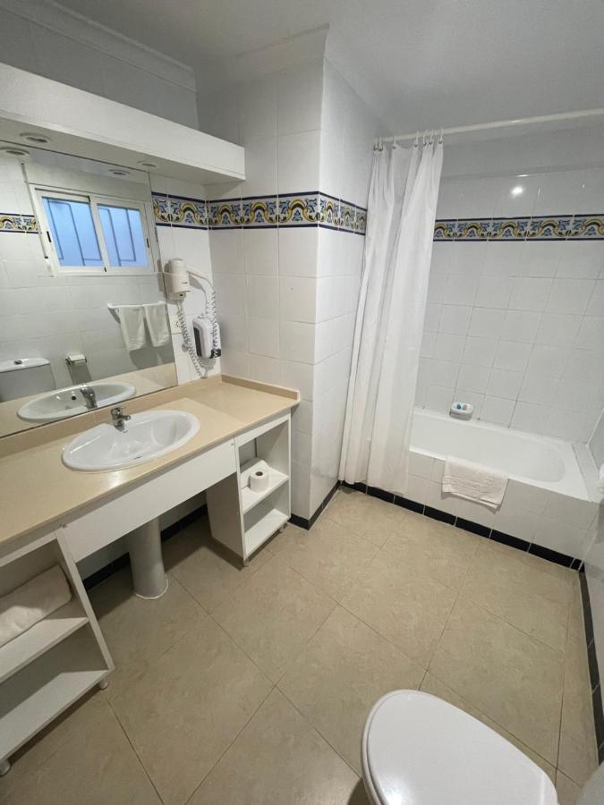 Apartamentos Bahia Бенідорм Екстер'єр фото